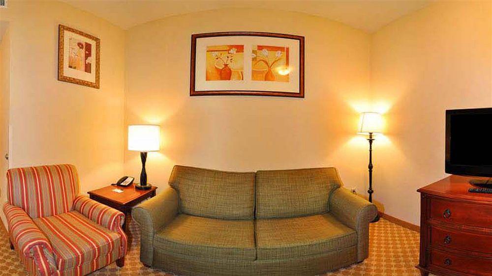 Country Inn & Suites By Radisson, Crestview, Fl Bagian luar foto